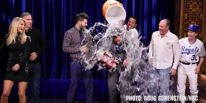 Royals catcher Salvador Perez soaks Jimmy Fallon with ice bath on 'Tonight Show'