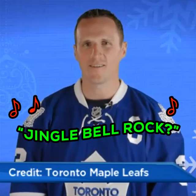 Dion Phaneuf, Maple Leafs try to sing "Jingle Bell Rock"