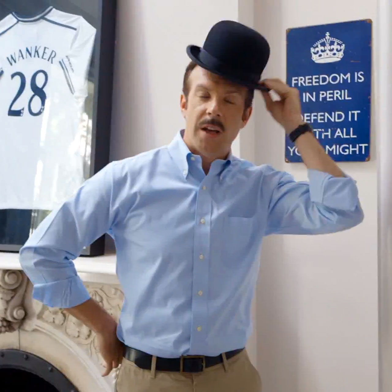 Jason Sudeikis is back as football coach Ted Lasso